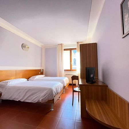 Hotel Ristorante Centrale Vestone Dış mekan fotoğraf