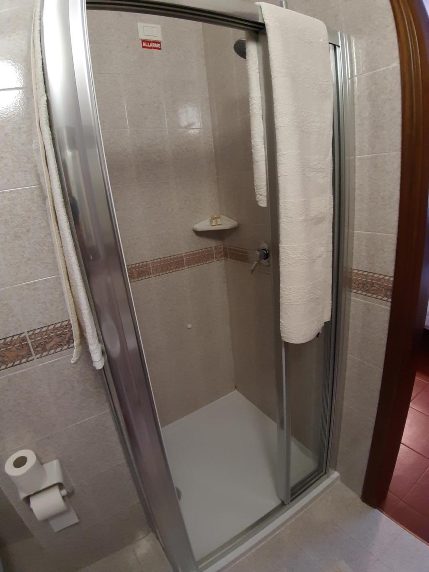 Hotel Ristorante Centrale Vestone Oda fotoğraf