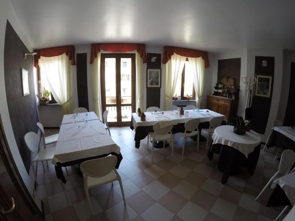 Hotel Ristorante Centrale Vestone Dış mekan fotoğraf